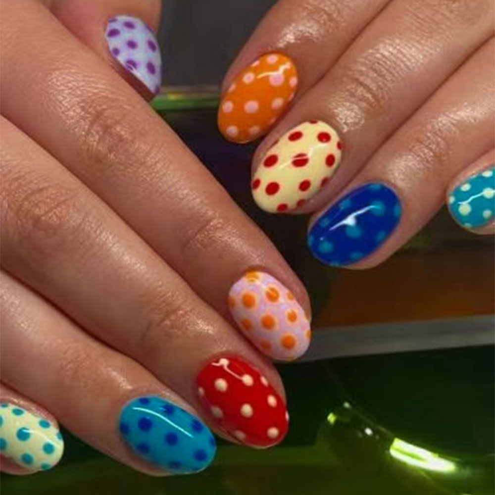 Nail Art Oval - 24 Adet/Set Kısa Oval Puantiyeli Tasarım