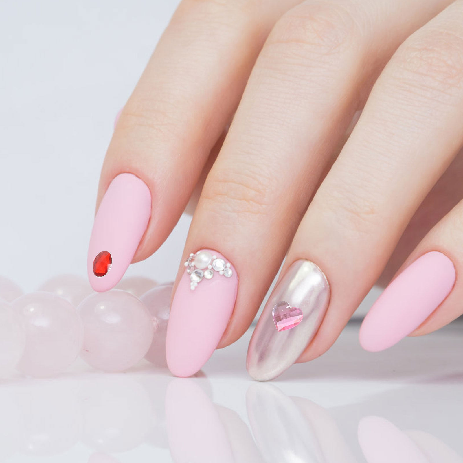 12 Yaprak Akrilik Yapışkanlı R - Rhinestone Nail Gem incelemesi ve fiyatı